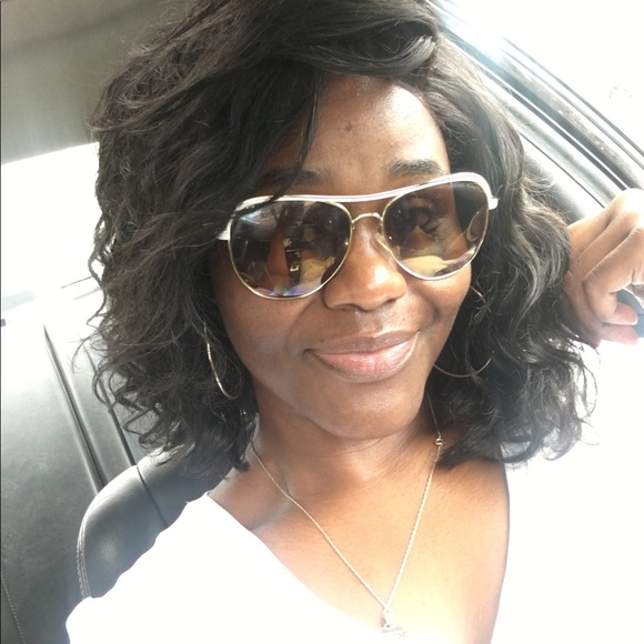 Meet your Posher, Kentoria - Picture 1 of 1